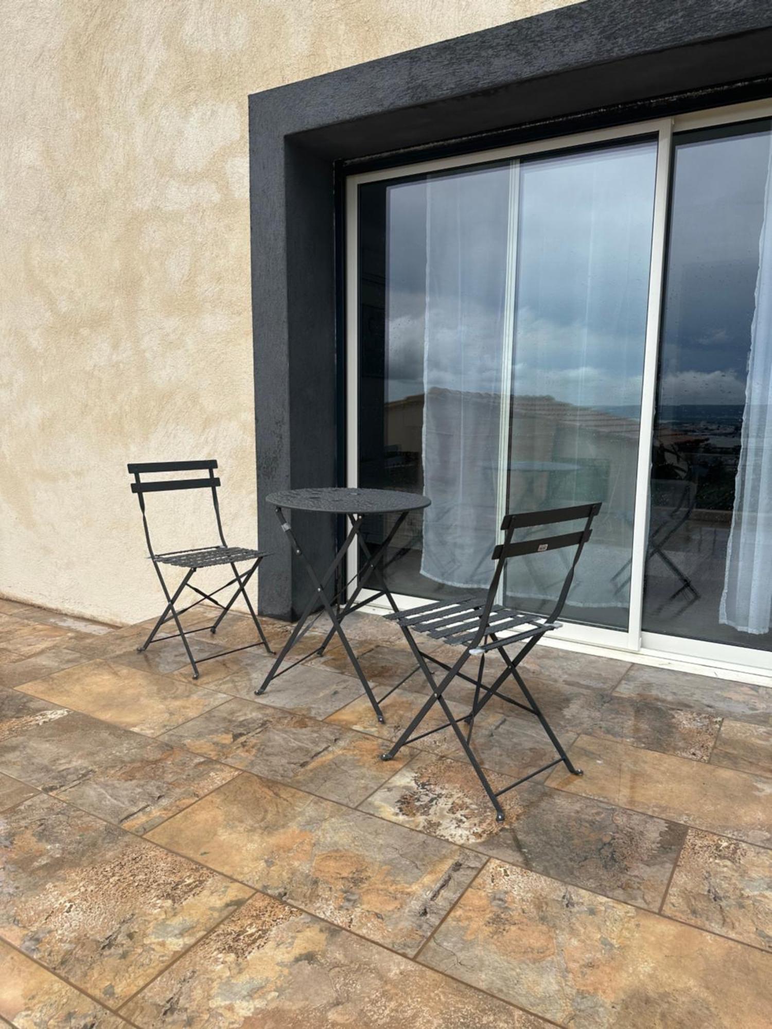 Et Calme Proche Aeroport Appartement